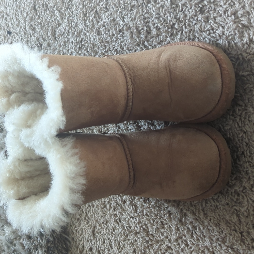 Girls Ugg Boots